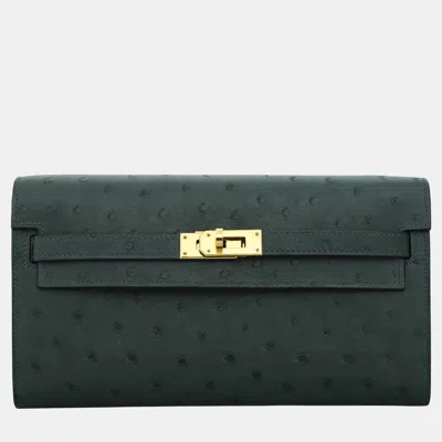 Pre-owned Hermes Ostrich Kelly To Go Wallet In Green