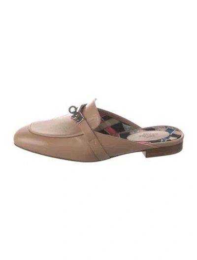 Pre-owned Hermes oz Leather Mules In Neutrals