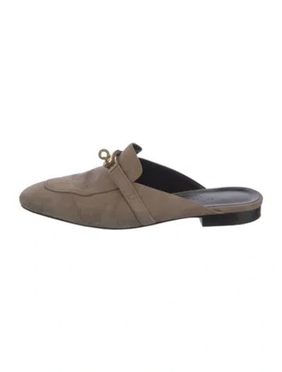 Pre-owned Hermes oz Suede Mules In Neutrals