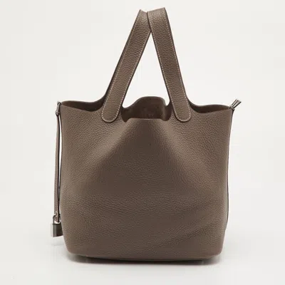 Pre-owned Hermes Hermès Picotin Lock 22 Etoupe Taurillon Clemence Leather Tote In Gray