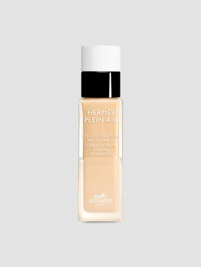Hermes Hermès Plein Air Luminous Matte Skin Care Foundation In 21 Ble