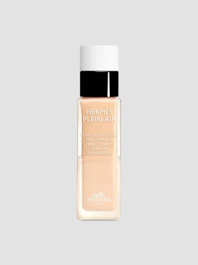 Hermes Hermès Plein Air Luminous Matte Skin Care Foundation In 25 Rotin