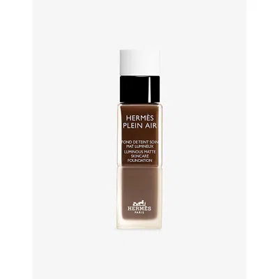 Hermes Ebene Plein Air Luminous Matte Skincare Foundation 33ml In Brown