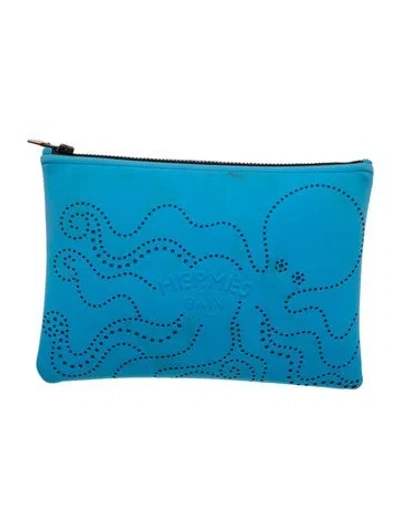 Pre-owned Hermes Poulpe Fiction Medium Neobain Pouch In Blue