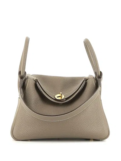 Pre-owned Hermes  Lindy 26 Two-way Handbag In Neutrals