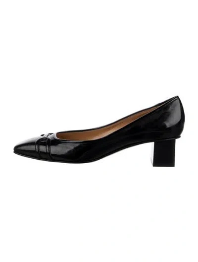 Pre-owned Hermes Reflet Patent Leather Pumps In Black