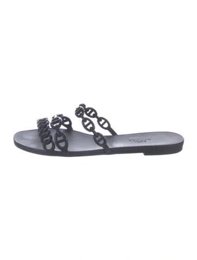 Pre-owned Hermes Rivage Chaîne D'ancre Insignia Slides In Black