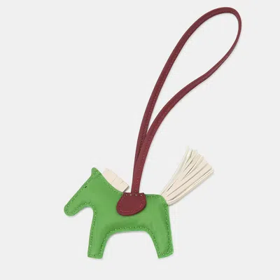Pre-owned Hermes Rodeo Bag Charm Vert Yucca/craie/rouge Lambskin Size Pm In Green