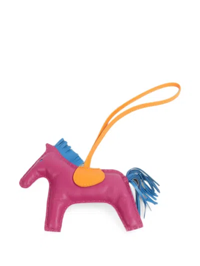 Pre-owned Hermes Rodeo Mm Charm In Pink