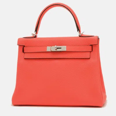 Pre-owned Hermes Rose Texas Taurillon Clemence Kelly Handbag In Red