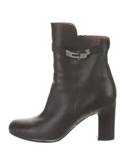 Pre-owned Hermes Saint Germain Leather Boots In Black
