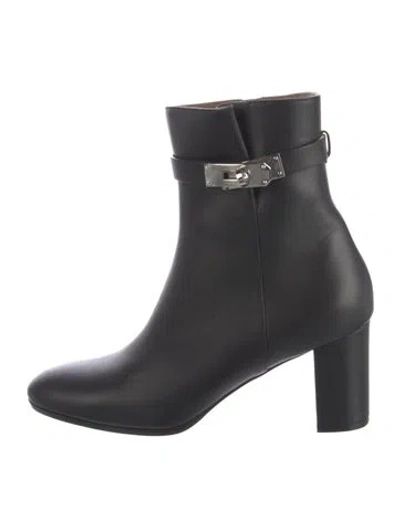 Pre-owned Hermes Saint Germain Leather Boots In Black