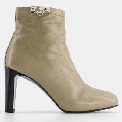 Pre-owned Hermes Saint Germain Taupe Ankle Boots Size Eu 36 In Beige