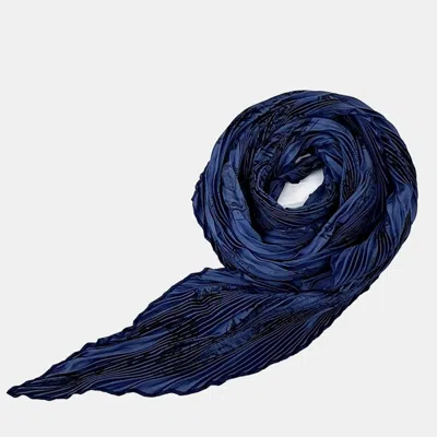 Pre-owned Hermes Silk Blue Pleated Scarf