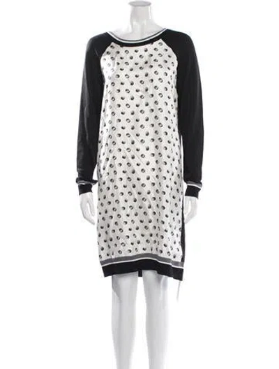 Pre-owned Hermes Silk Knee-length Dress In Black
