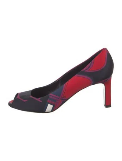 Pre-owned Hermes Silk Printed Pumps In Blue