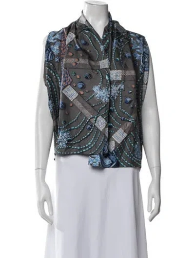 Pre-owned Hermes Silk Printed Robe In Multicolor