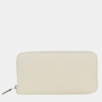 Pre-owned Hermes Silk'in Classique Long Wallet In White