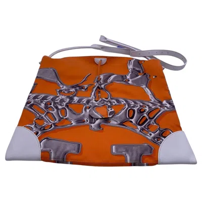 Pre-owned Hermes Silky City 33 Vif Argent Orange Silk Leather White Bag Phw