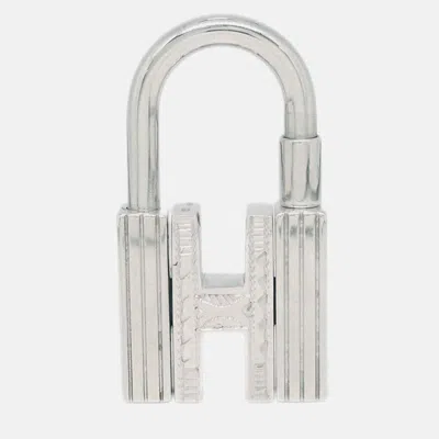 Pre-owned Hermes Silver Touareg H Cadena Small