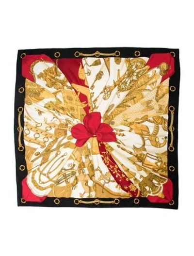 Pre-owned Hermes Soleil De Soie Silk Scarf In Orange
