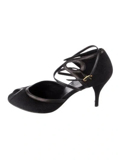 Pre-owned Hermes Suede D'orsay Pumps In Black