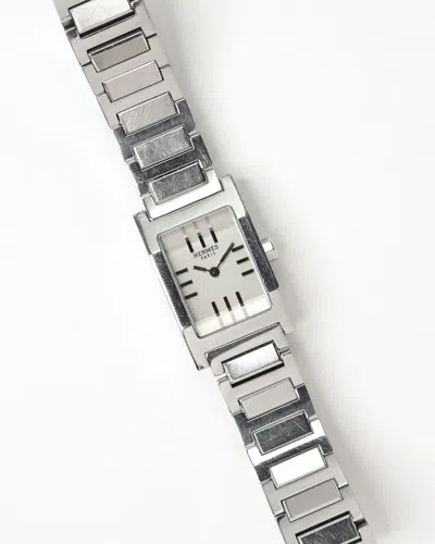 Pre-owned Hermes Hermès Tandem 19mm Ref Ta1.210 Watch In Silver