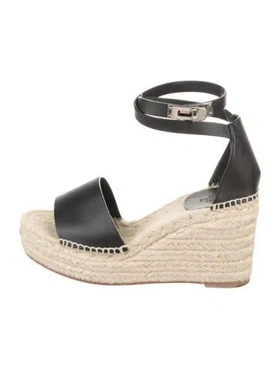 Pre-owned Hermes Tipoli Calfskin Espadrilles In Black
