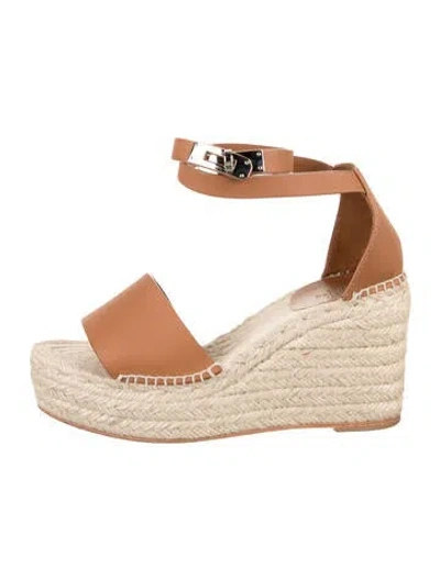 Pre-owned Hermes Tipoli Leather Espadrilles In Neutral