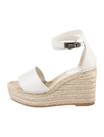 Pre-owned Hermes Tipoli Leather Espadrilles In White