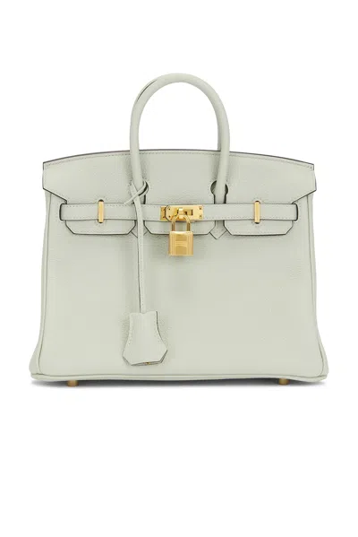 Pre-owned Hermes Togo Birkin 25 Handbag In Gris Neve