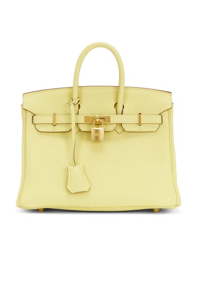 Pre-owned Hermes Togo Birkin 25 Handbag In Jaune Poussin