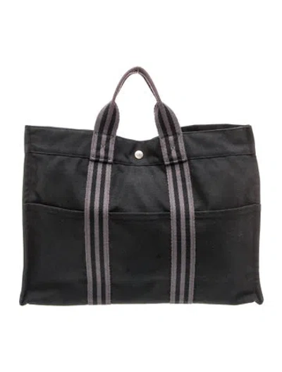 Pre-owned Hermes Toile Fourre-tout Mm In Blue