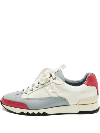 Pre-owned Hermes Trail Leather Sneakers In White