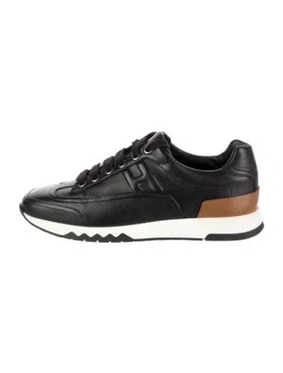 Pre-owned Hermes Trail Sneakers In Black
