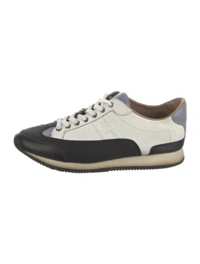 Pre-owned Hermes Trail Sneakers In White