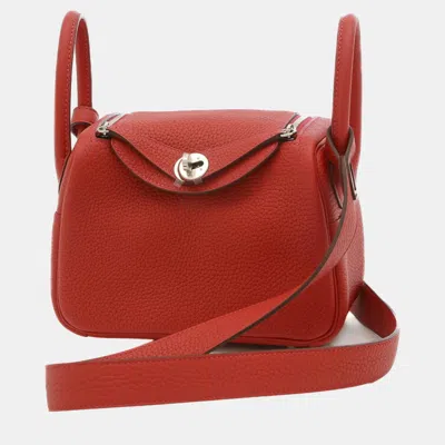 Pre-owned Hermes Vermilion Taurillon Clemence B Stamp Lindy Handbag In Red