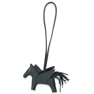 Pre-owned Hermes Vert Mangrove Milo Lambskin Rodeo Bag Charm Pm
