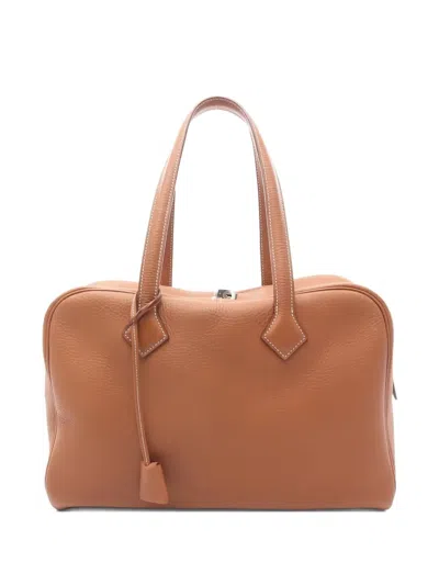Pre-owned Hermes Victoria 35 Handbag In Brown