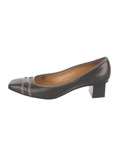 Pre-owned Hermes Vintage Leather Pumps In Gray
