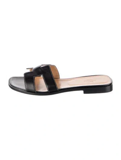 Pre-owned Hermes Vintage Oran Slides In Black