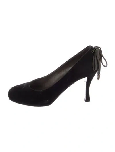 Pre-owned Hermes Vintage Suede Pumps In Black