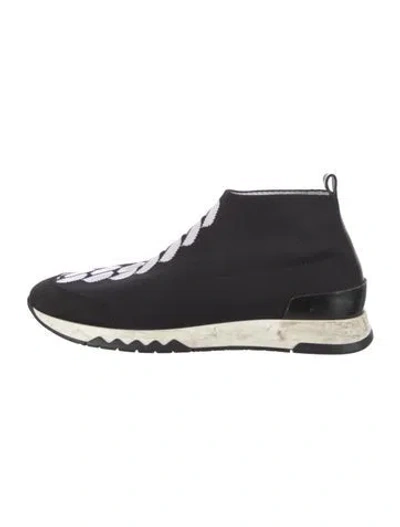 Pre-owned Hermes Volo Sneakers In Black