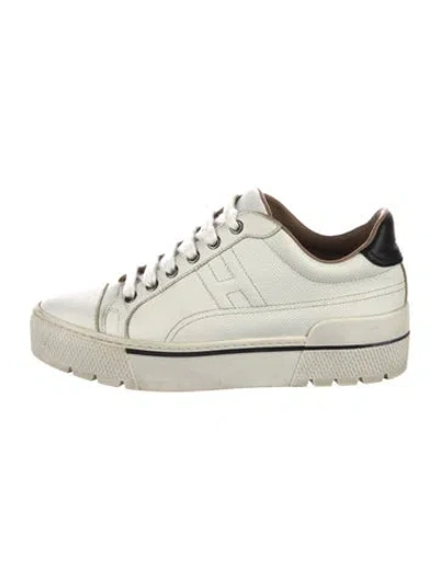 Pre-owned Hermes Voltage Sneakers In White