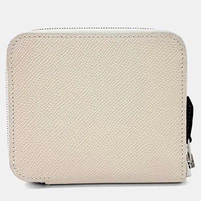 Pre-owned Hermes White Leather Silky Half Wallet K