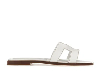Pre-owned Hermes Women's  Oran Sandal Blanc Box Calfskin Leather Sneakers In White/brown
