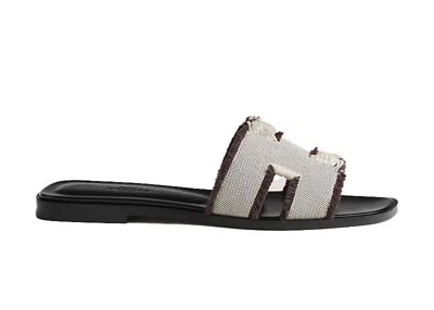 Pre-owned Hermes Women's  Oran Sandal Canvas Sneakers In Prunoir In Purple