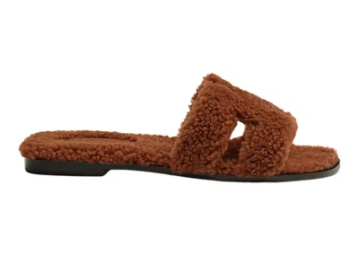 Pre-owned Hermes Women's  Oran Sandal Woolskin Sneakers In Cognac/black