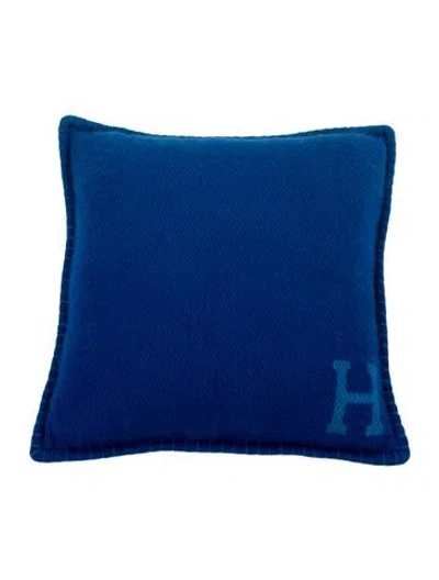 Pre-owned Hermes Yak 'n' Dye Throw Pillow In Blue