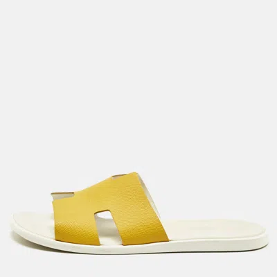 Pre-owned Hermes Yellow Leather Izmir Flat Slides Size 42